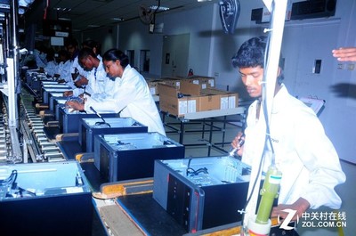 生产线零距离接触 探秘联想印度工厂的手机智造之旅